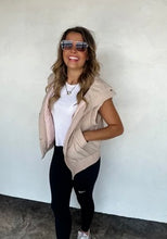 Load image into Gallery viewer, Harlow Puffer Vest
