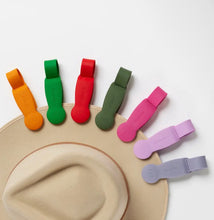 Load image into Gallery viewer, Klipsta Magnetic Hat Clip
