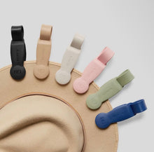 Load image into Gallery viewer, Klipsta Magnetic Hat Clip
