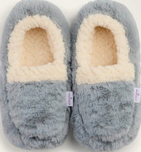 Load image into Gallery viewer, Warmies Slippers One-Size

