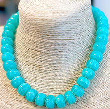 Load image into Gallery viewer, Chunky Bead Necklace
