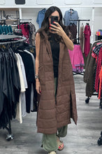 Load image into Gallery viewer, Long Brown Quilted Vest
